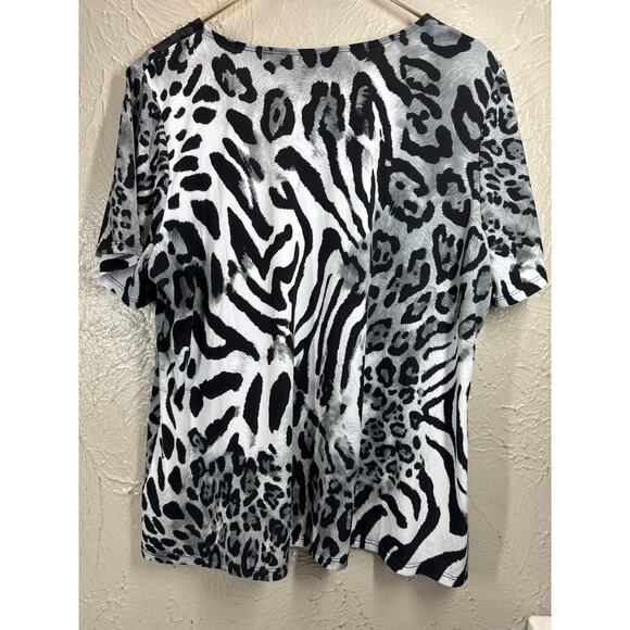 Susan‎ Graver Women’s Top Animal Print Zebra Pullover Embellished Size Large - Picture 2 of 5
